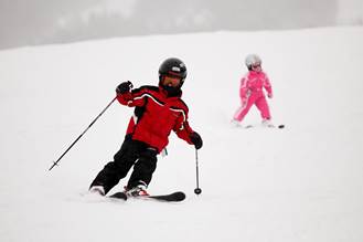 Приглашаем на занятия на горных лыжах для детей с 3-х лет и старше